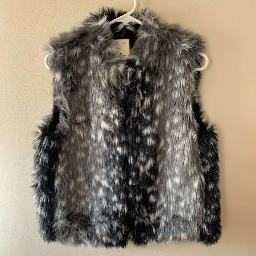 Pins & Needles Faux Fur Vest
